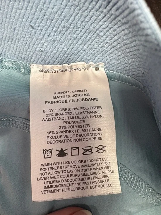 Nike Pro Athletic Shorts with White Swoosh - Picture 5 of 8